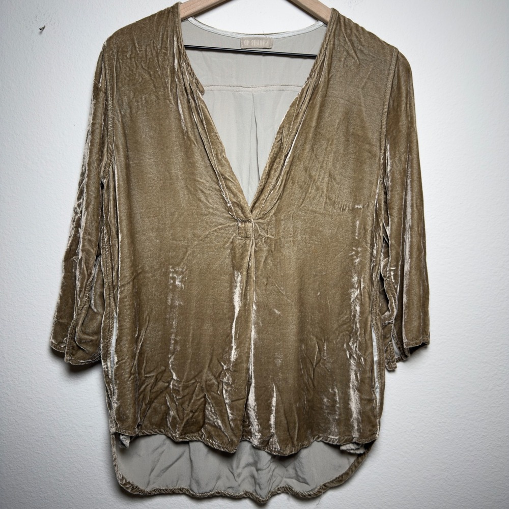 CP Shades Women Silk Velvet Top Small Tan V-Neck Tunic Pockets Evening Holiday